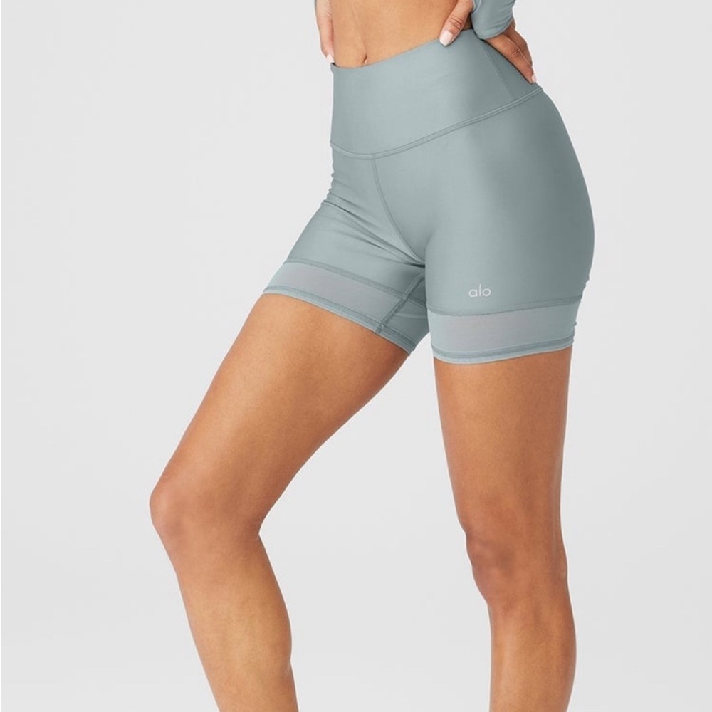 Alo airlift double trouble shorts cosmic grey